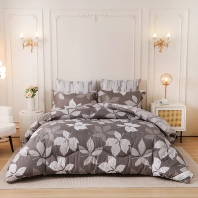 Donetella Printed Duvet Set, Queen Size Fits 180x200 cm - 4-Pcs Bed Set, Brushed Microfiber Fabric - 1 Duvet Cover, 1 Fitted Sheet, 1 Pillow Shams, 1 Pillowcases (Filler Not Included)